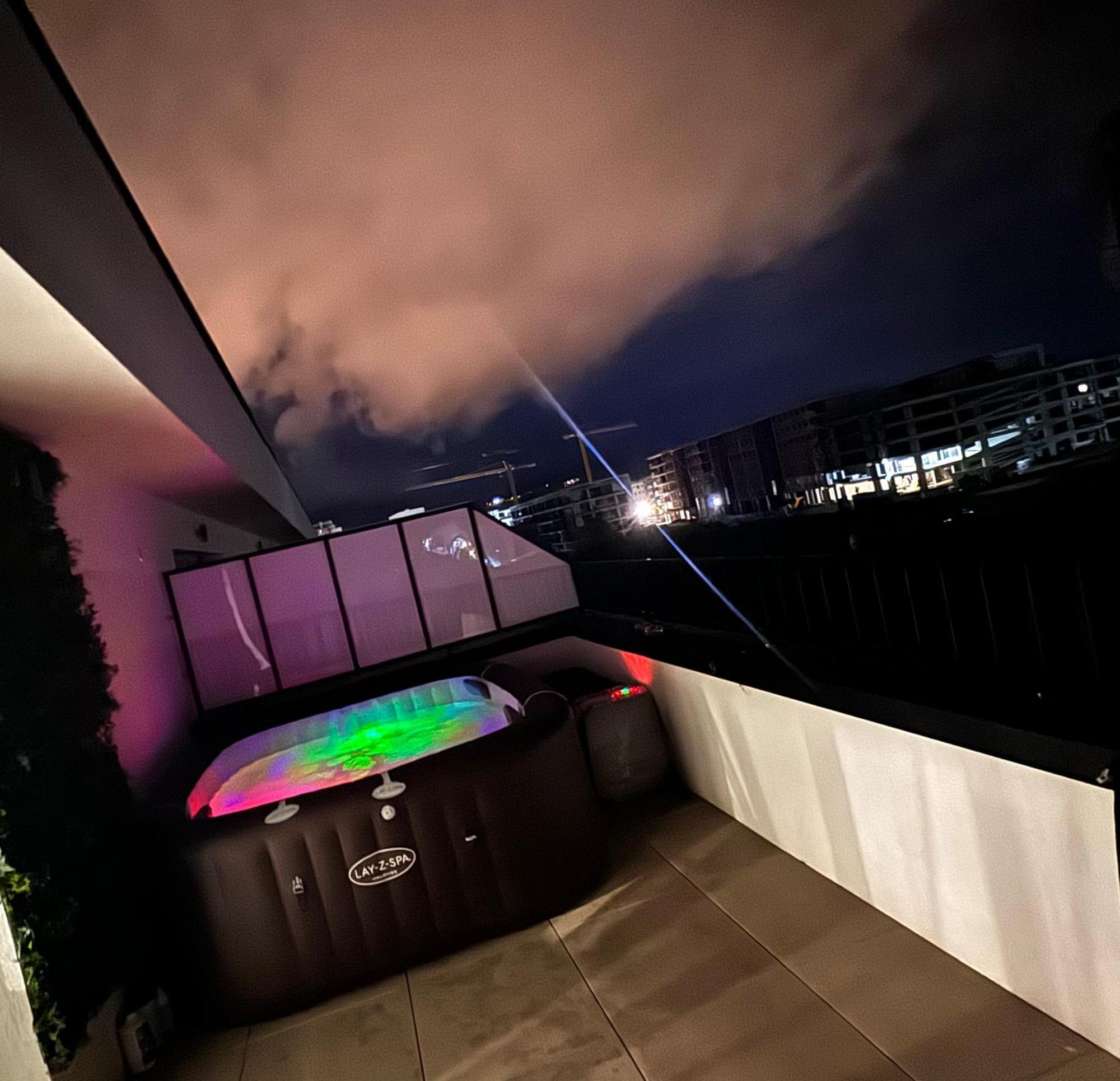 Luxury Apartment Sinuhe Брашов Экстерьер фото